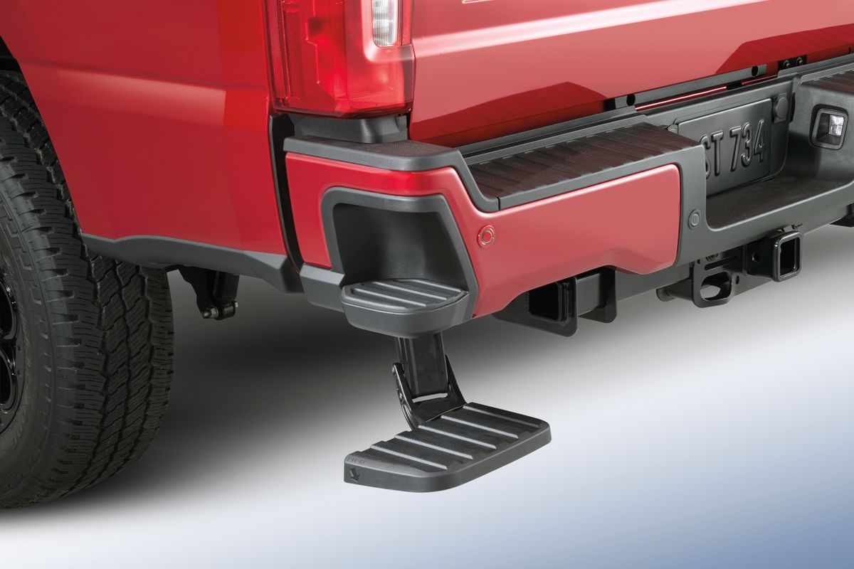 Bed-Step - Retractable by RealTruck Advantage®